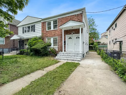 14525 109th Ave, Jamaica, NY 11435