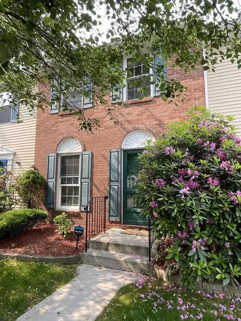 58 Campus Rd, Peekskill, NY 10566