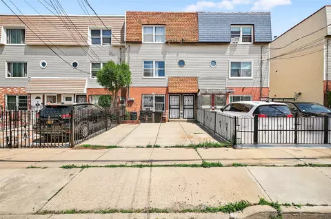 2049 Caesar Pl, New York, NY 10473