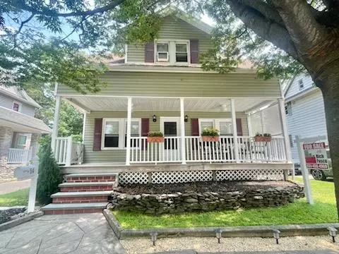 54 Lynbrook Ave, Lynbrook, NY 11563