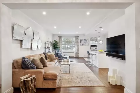 77-34 113th St #6H, New York, NY 11375