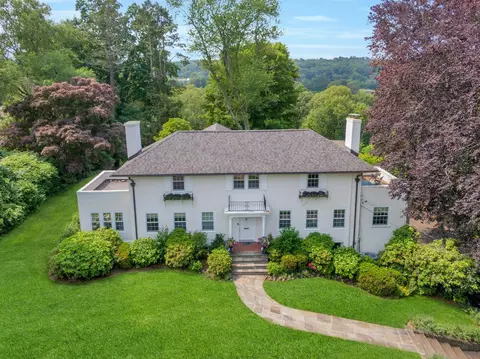 12 Club Way, Greenburgh, NY 10530