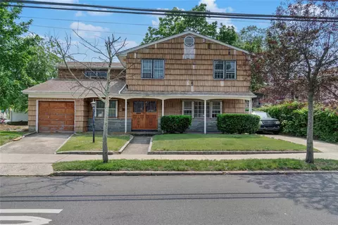 2805 Mott Ave, Far Rockaway, NY 11691
