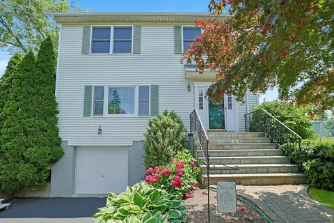 284 Marietta Ave, Mount Pleasant, NY 10532