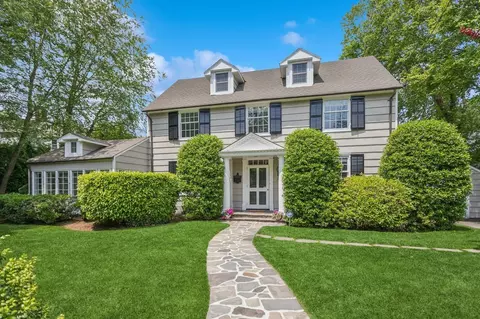 21 Hemlock Rd, Bronxville, NY 10708