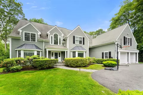 19 Rock Hill Ln, Greenburgh, NY 10583