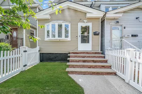 87-72 110th St, New York, NY 11418