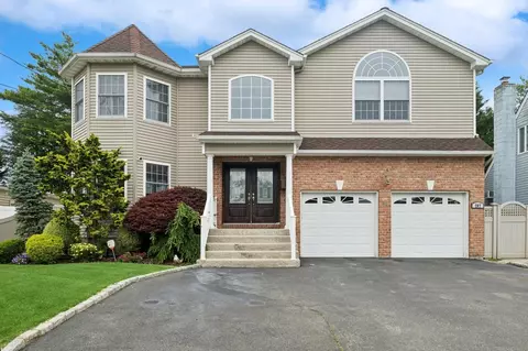 287 Atlantic Ave, Massapequa Park, NY 11762