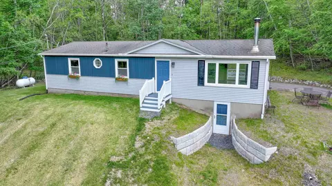 34 Hide Away Ln, Mamakating, NY 12721