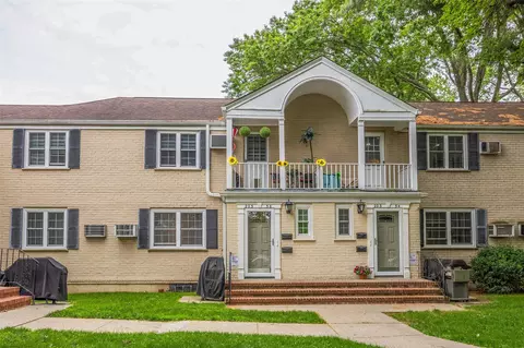 223-36 65th Ave #2A, Oakland Gardens, NY 11364