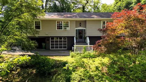 100 Randall St, Florida, NY 10921