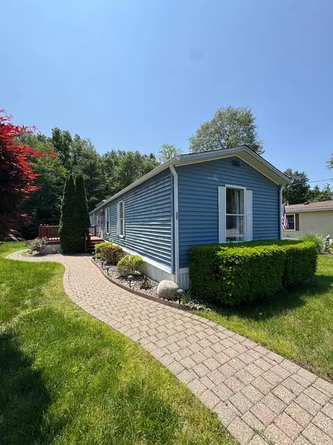 37 Feller Rd, La Grange, NY 12603