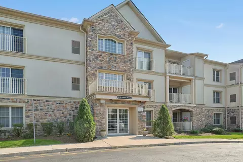 24 N De Baun Ave #308, Ramapo, NY 10901
