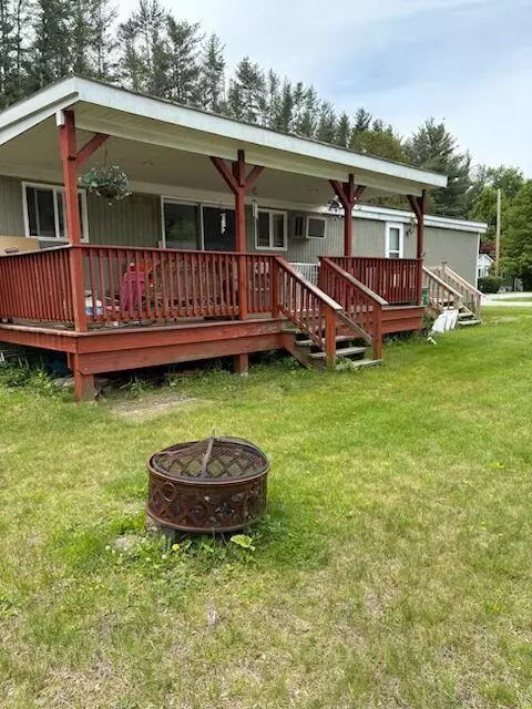 14 Pine Grove Dr, Beekman, NY 12570