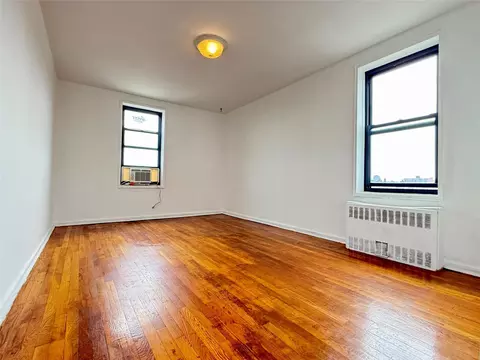 38-15 149 St #6S, New York, NY 11354