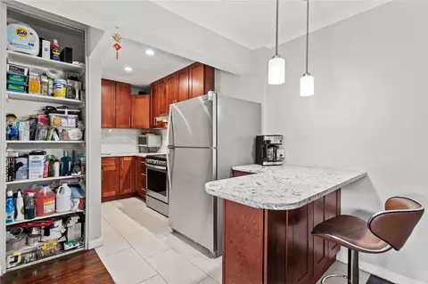 68-20 Selfridge St #6J, New York, NY 11375