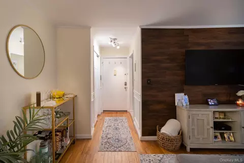 2449 Union Boulevard Building J Unit Blvd #36A, Islip, NY 11751