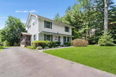 34 E George Ave, Orangetown, NY 10965