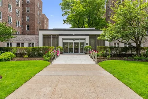 112-20 72nd Dr #A33, Forest Hills, NY 11375
