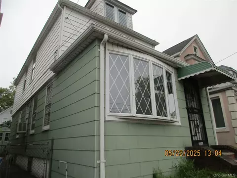 6828 Kessel St, New York, NY 11375