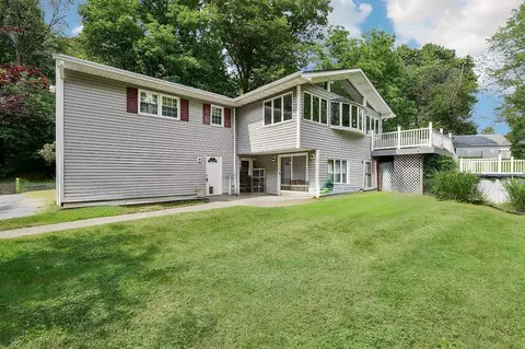 26 Crown Hill Rd, Wappingers Falls, NY 12590