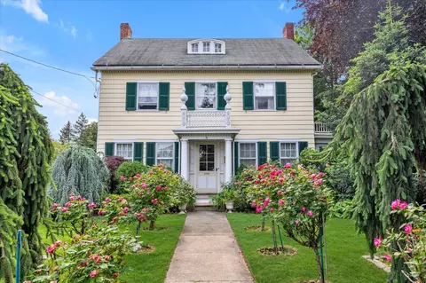 2485 Park Ave, Baldwin, NY 11510