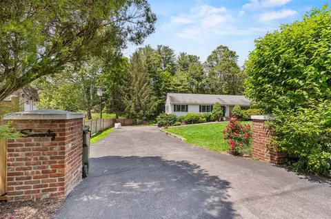 70 Goldens Bridge Rd, Katonah, NY 10536