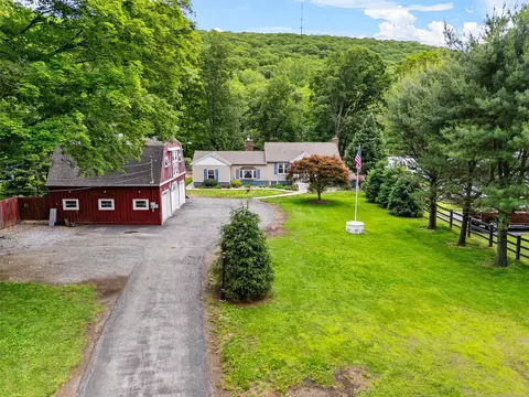 440 Sprout Brook Rd, Philipstown, NY 10524