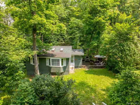9 Higgins Trl, Monroe, NY 10950
