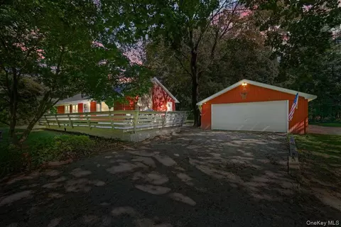 23 Johnson Ln, Washington, NY 12545