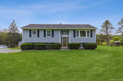 42 Lime Kiln Rd, Dover, NY 12522