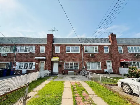 3011 Randall Ave, New York, NY 10465
