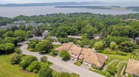 4 Hudson Watch Dr #4, Ossining, NY 10562