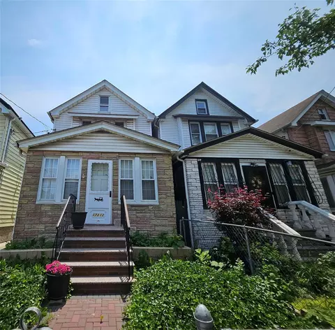173-12 93 Ave, New York, NY 11433