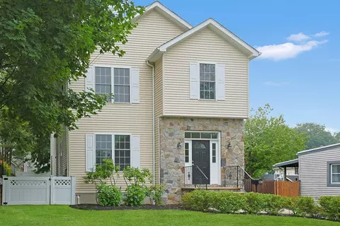 138 Westchester Ave, Mount Pleasant, NY 10594