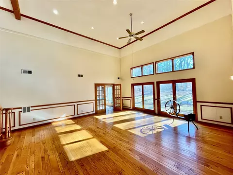 Living - 71 Saddleback Ridge Rd, Shawangunk, NY 12589 photo 8 of 12