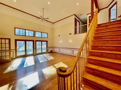 Living - 71 Saddleback Ridge Rd, Shawangunk, NY 12589 photo 7 of 12