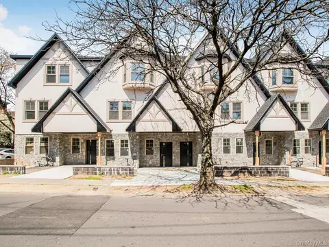 65 W 2nd St #6, Mount Vernon, NY 10550