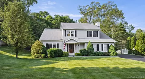 3856 Marcy St, Yorktown, NY 10547