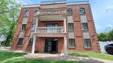 32-37 214 Sts, Bayside, NY 11360