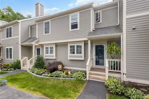 5504 Applewood Cir, Carmel Hamlet, NY 10512