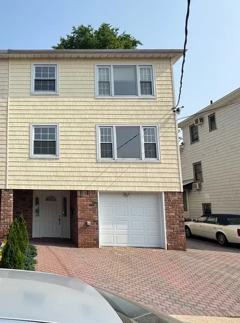 20817 15th Rd, New York, NY 11360