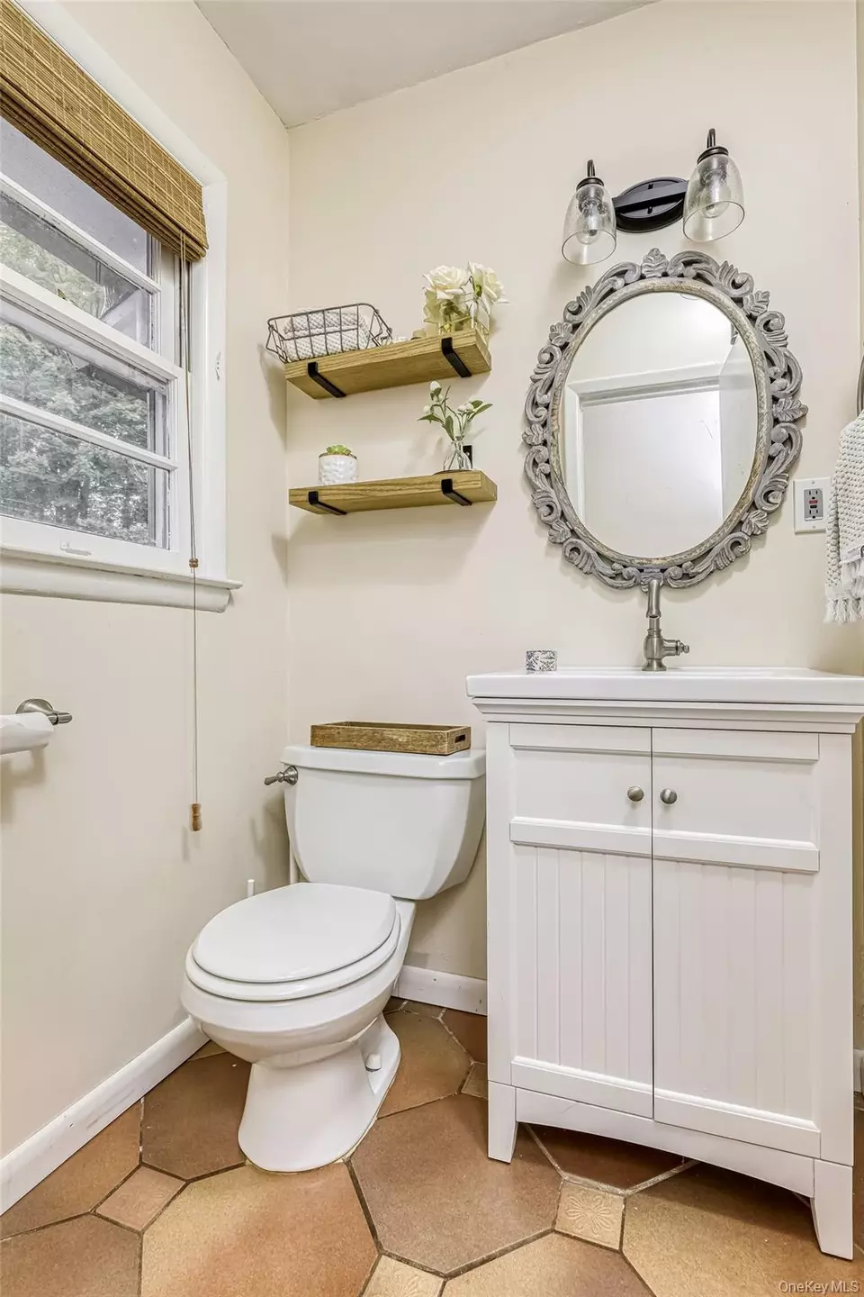 Bath - 47 Mayer Dr, Ramapo, NY 10901 photo 1 of 3