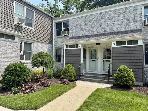 54 Glen Keith Rd # U, Glen Cove, NY 11542