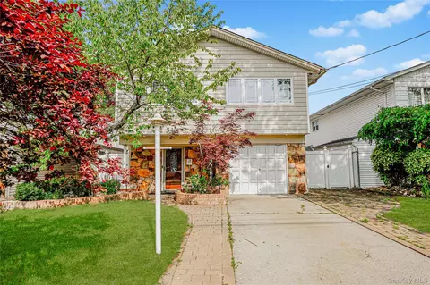 15 Oliver Pl, Staten Island, NY 10314