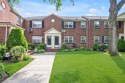 69-29 210 St #A, Oakland Gardens, NY 11364