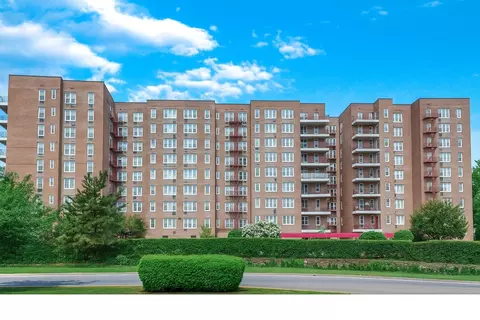 245 Rumsey Rd #3R, Yonkers, NY 10701