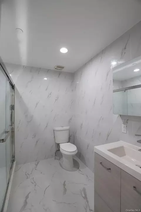 Bath - 134-43 Maple Ave # 2A, New York, NY 11355 photo 4 of 4
