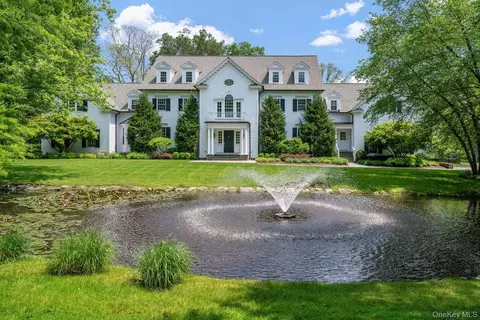 21 Dorann Rd, Harrison, NY 10577