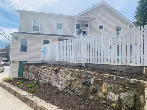 165 Grand St, Cortlandt, NY 10520